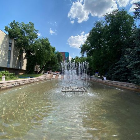Квартира В Центре Алматы Екстериор снимка